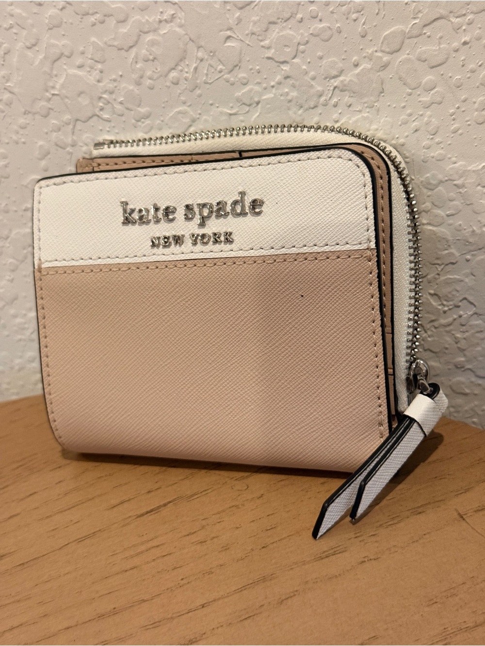 kate spade Two-Tone Blush Pink & White Zip Around Wallet